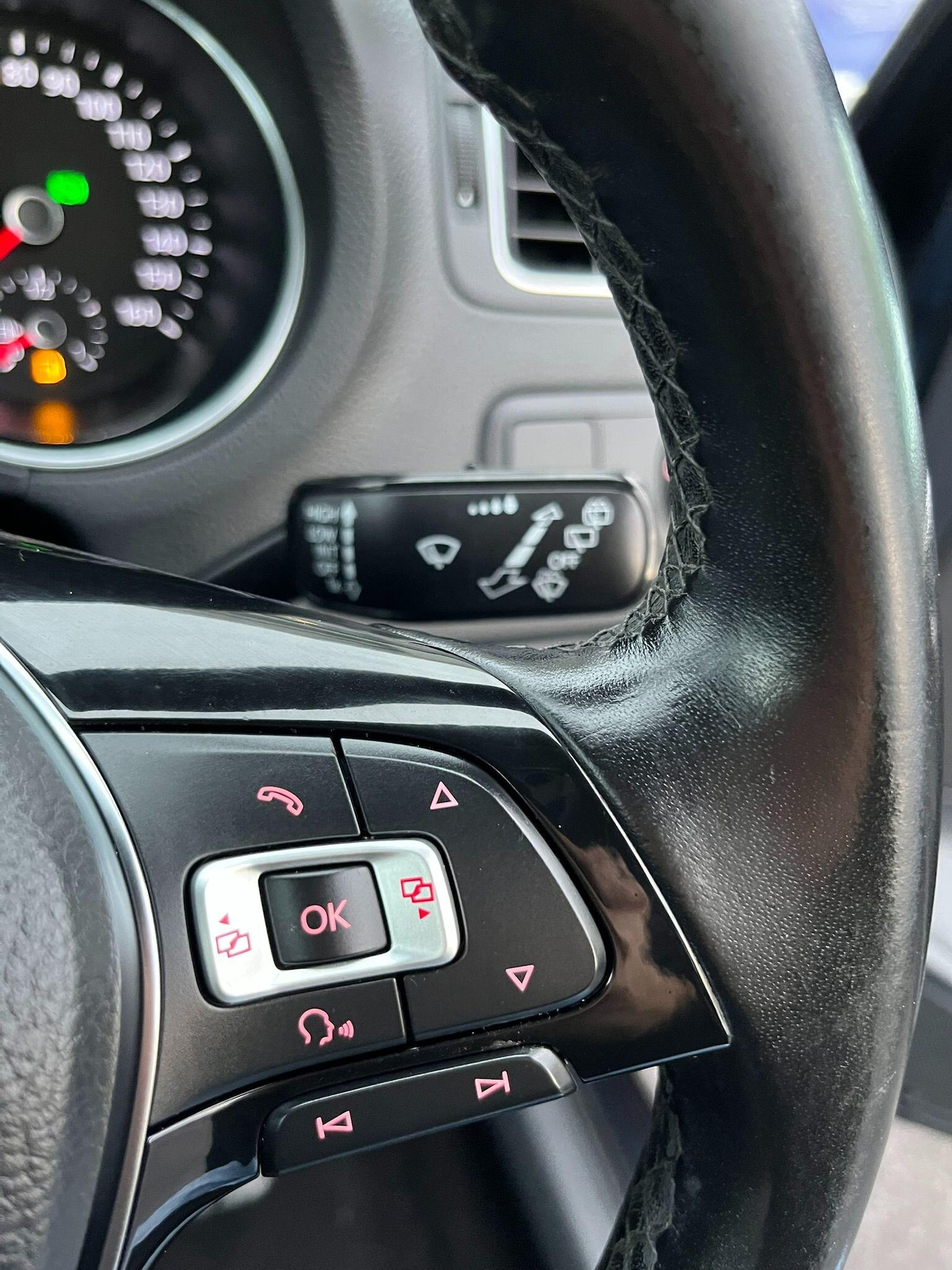 Used Volkswagen Polo 2015 for sale - 76976052: Photo 18