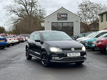 Used Volkswagen Polo 2015 for sale - 76976052: Photo