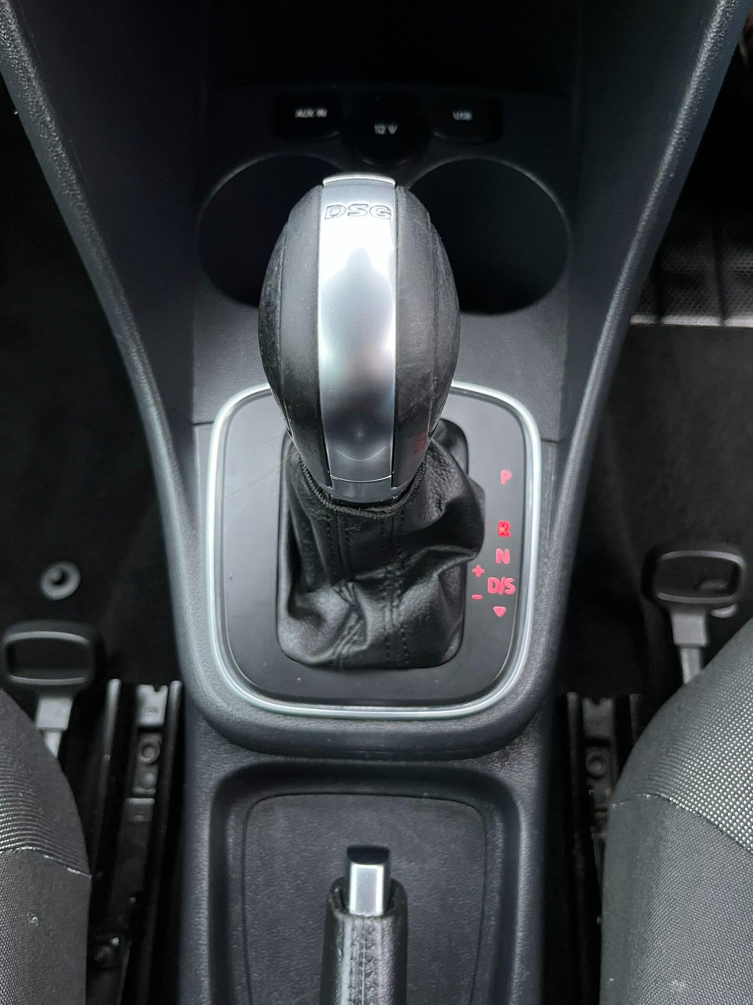 Used Volkswagen Polo 2015 for sale - 76976052: Photo 25