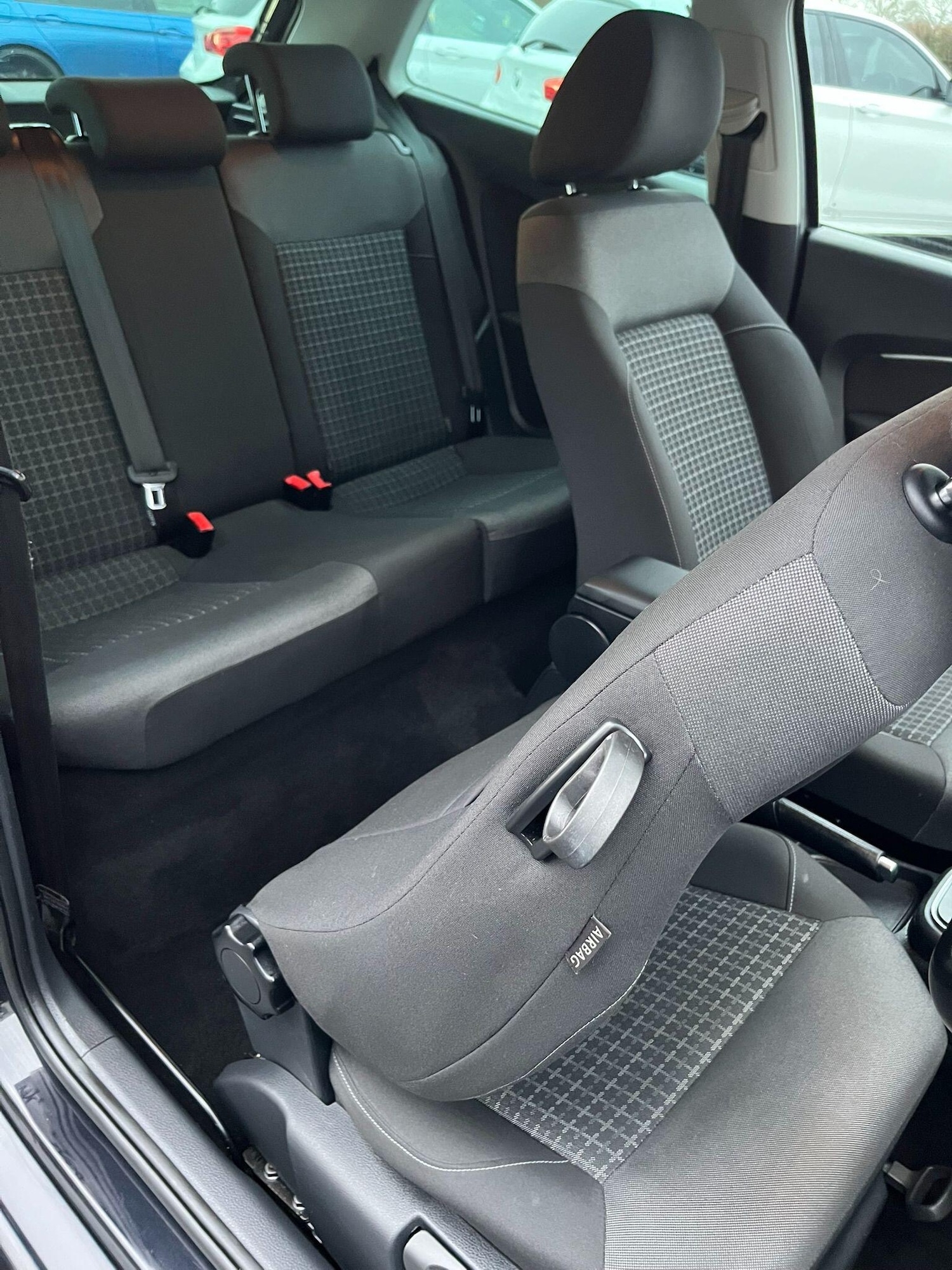 Used Volkswagen Polo 2015 for sale - 76976052: Photo 31