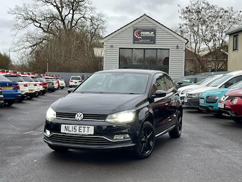 Used Volkswagen Polo 2015 for sale - 76976052: Photo