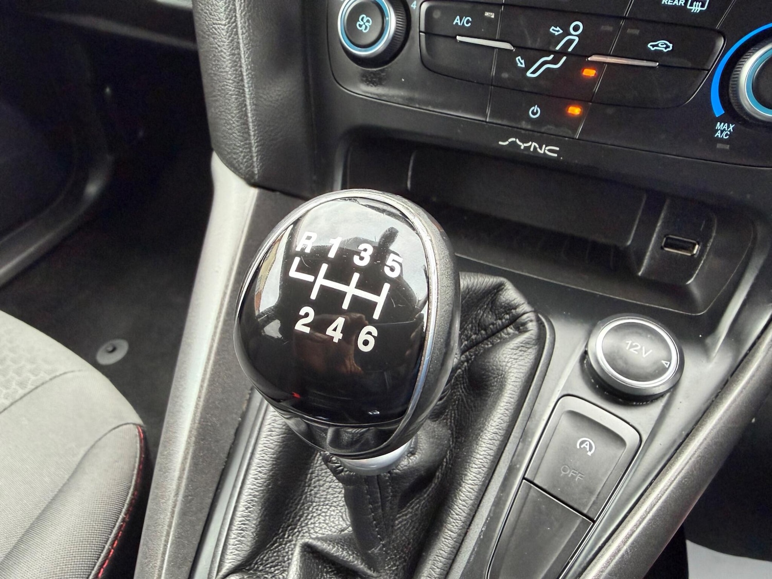 Used Ford Focus 2015 for sale - 77625106: Photo 23