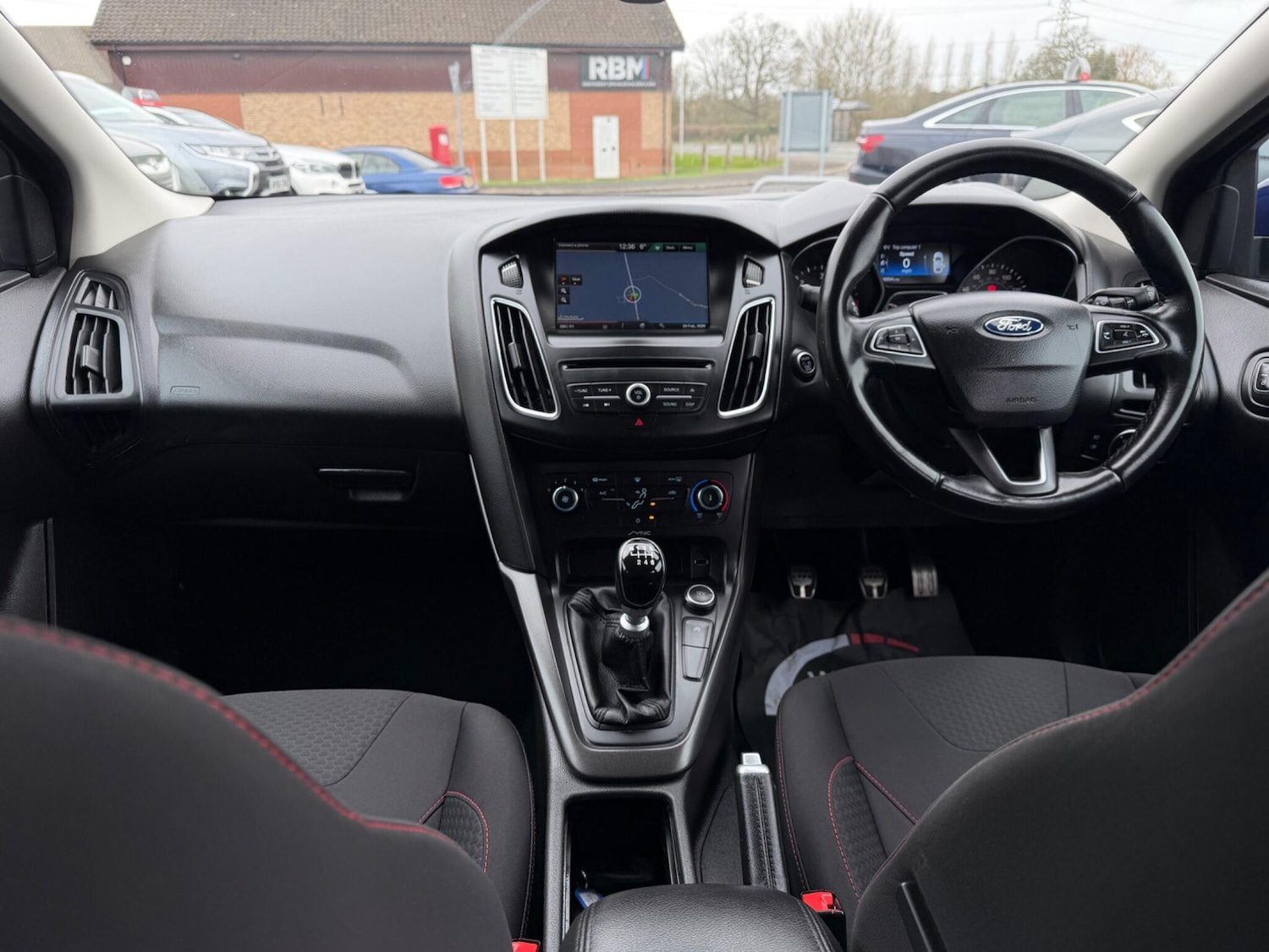 Used Ford Focus 2015 for sale - 77625106: Photo 5