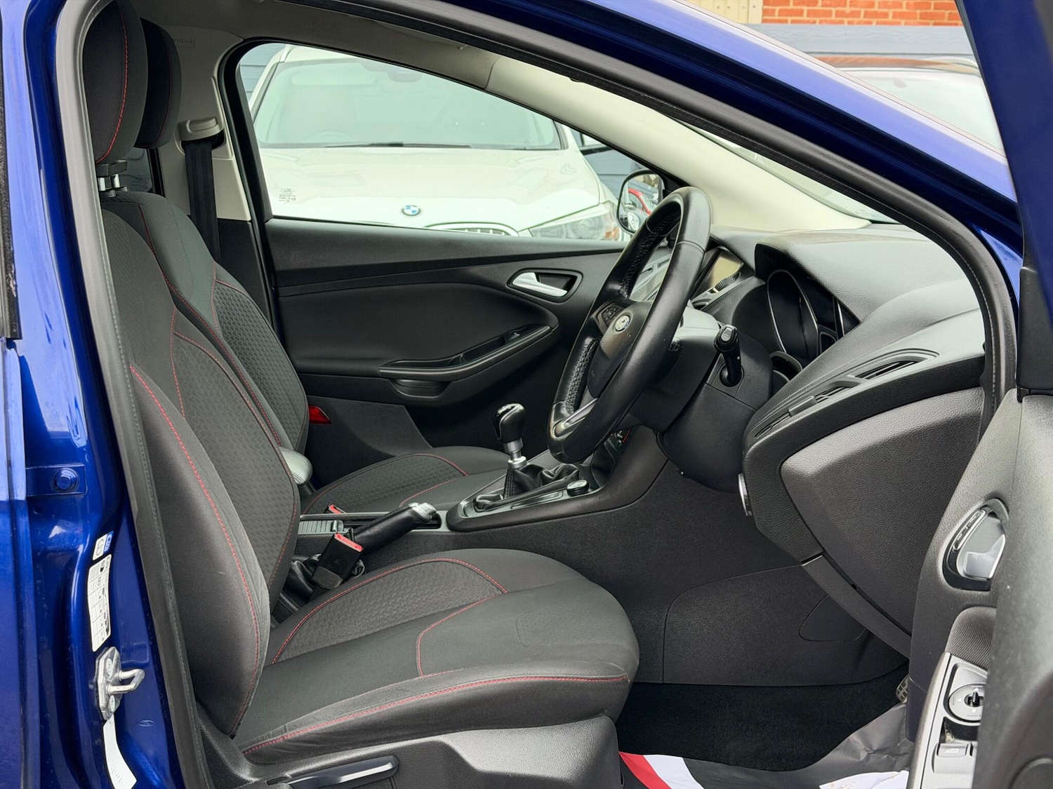 Used Ford Focus 2015 for sale - 77625106: Photo 6