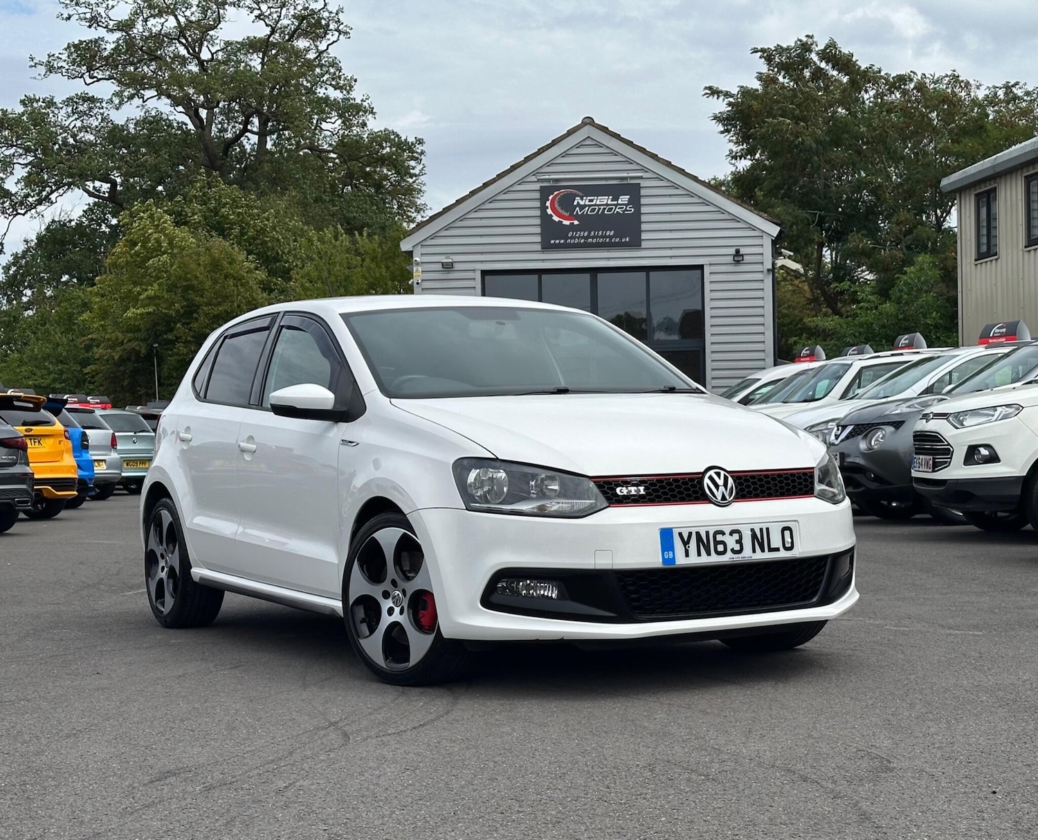 Used Volkswagen Polo 2013 for sale - 76326681: Photo 1