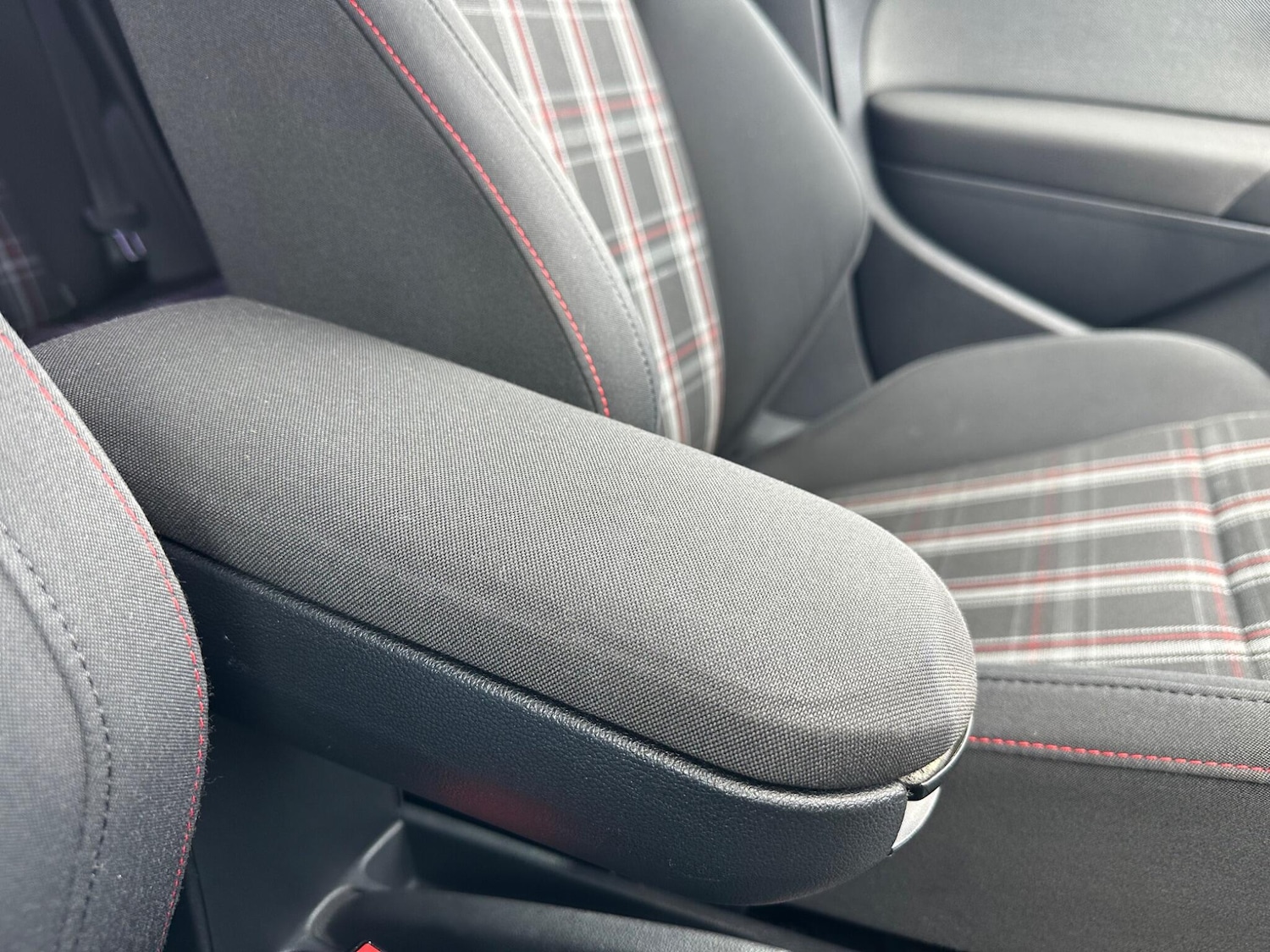 Used Volkswagen Polo 2013 for sale - 76326681: Photo 22