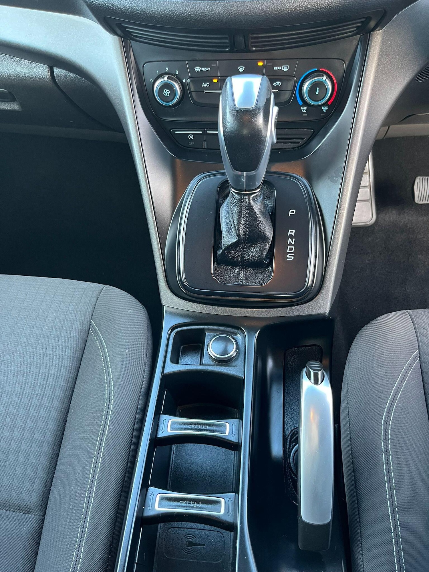 Used Ford Grand C-Max 2016 for sale - 76743225: Photo 20