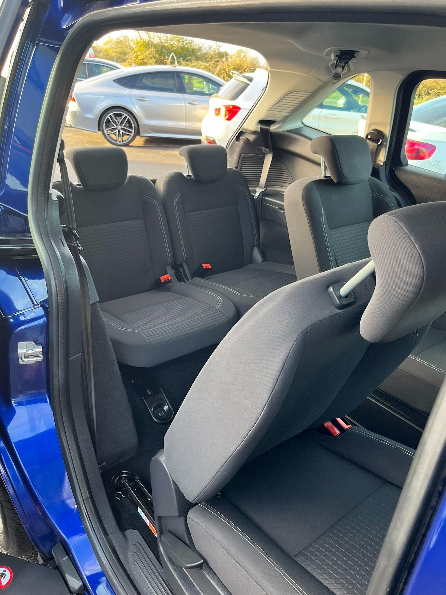 Used Ford Grand C-Max 2016 for sale - 76743225: Photo 43