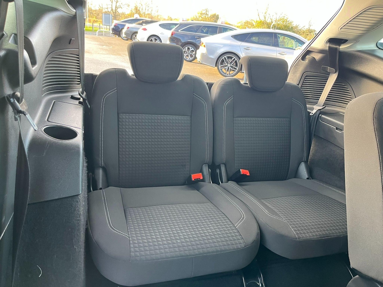 Used Ford Grand C-Max 2016 for sale - 76743225: Photo 44