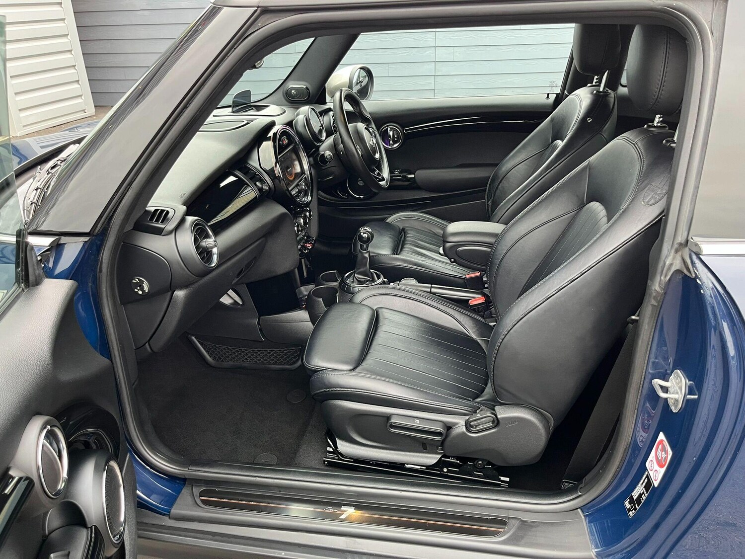 Used MINI Hatch 2017 for sale - 76239460: Photo 29