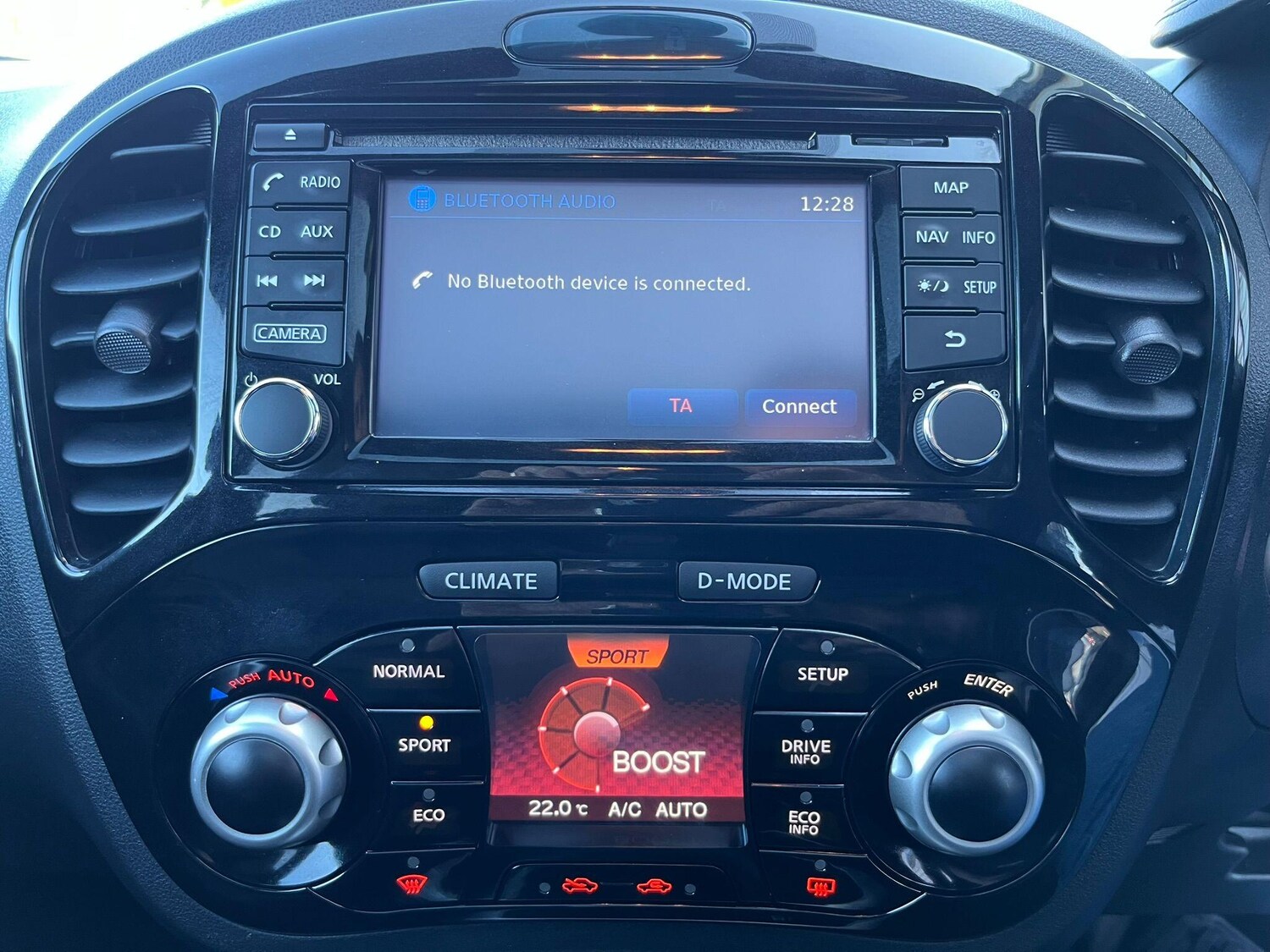 Used Nissan Juke 2017 for sale - 76189542: Photo 24