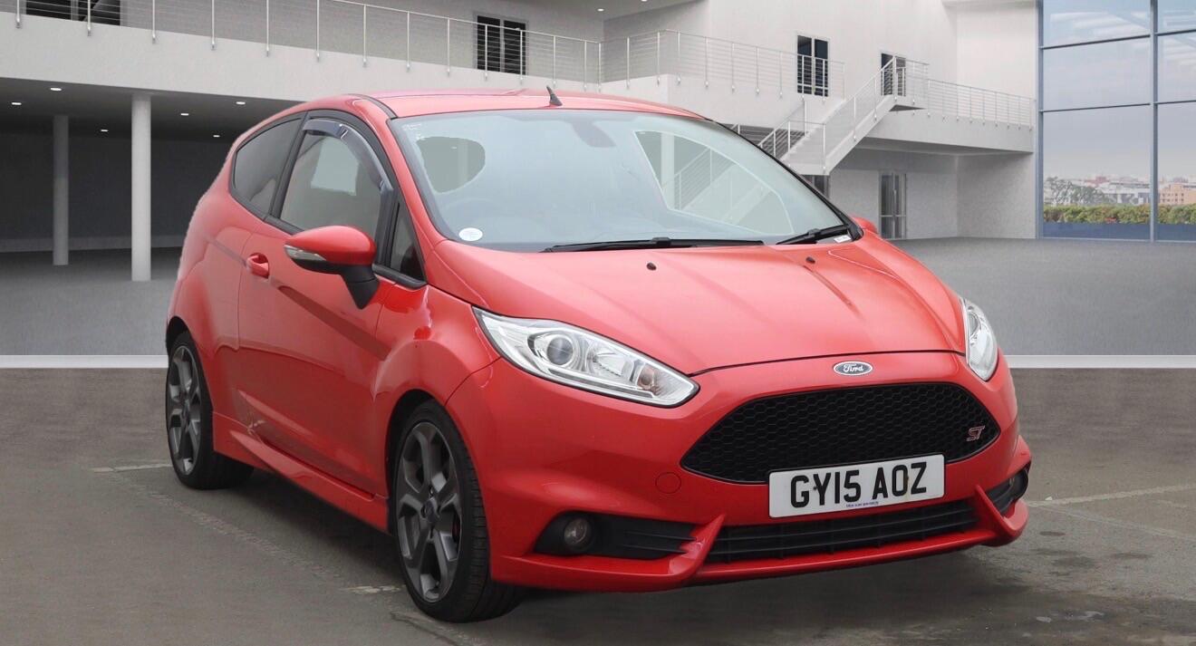 Used Ford Fiesta 2015 for sale - 76786743: Photo 1