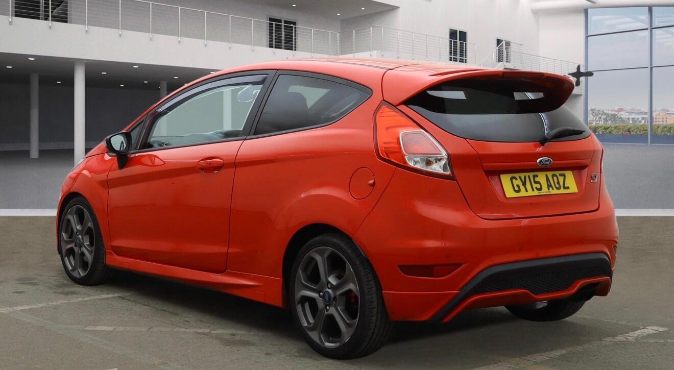 Used Ford Fiesta 2015 for sale - 76786743: Photo 5