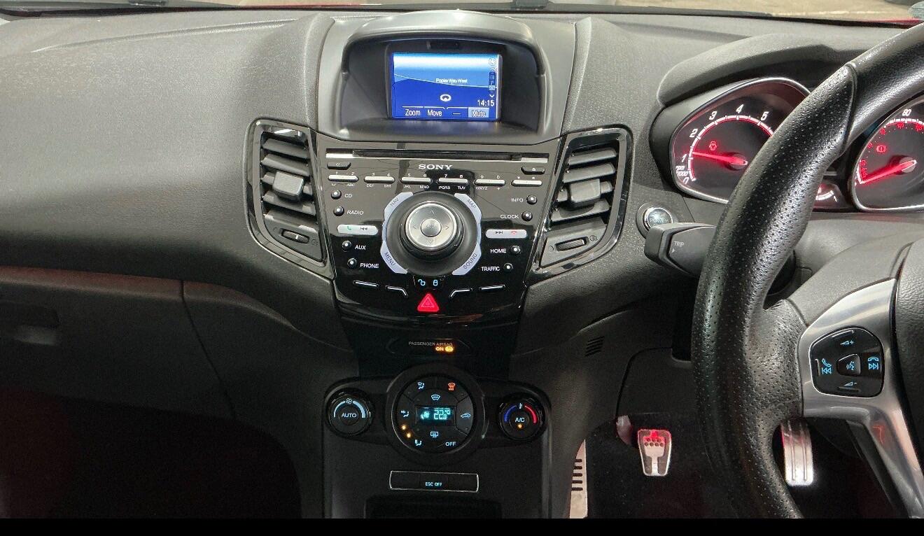 Used Ford Fiesta 2015 for sale - 76786743: Photo 7