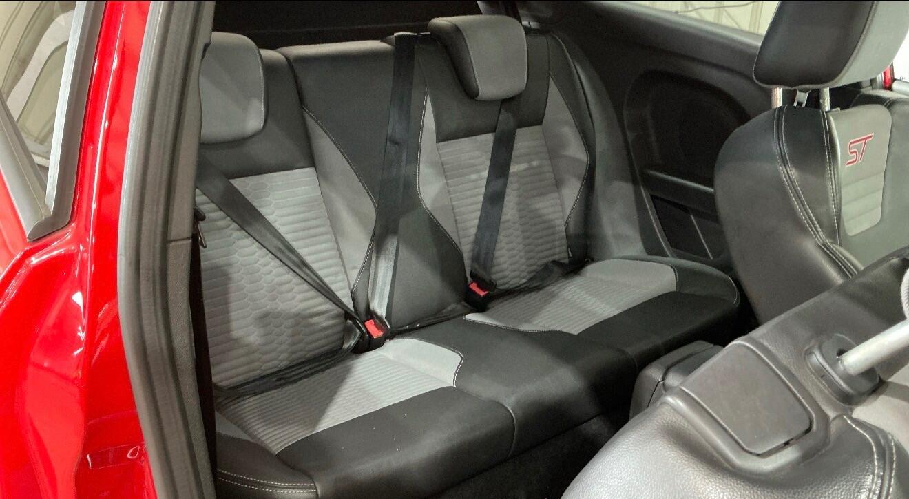 Used Ford Fiesta 2015 for sale - 76786743: Photo 8