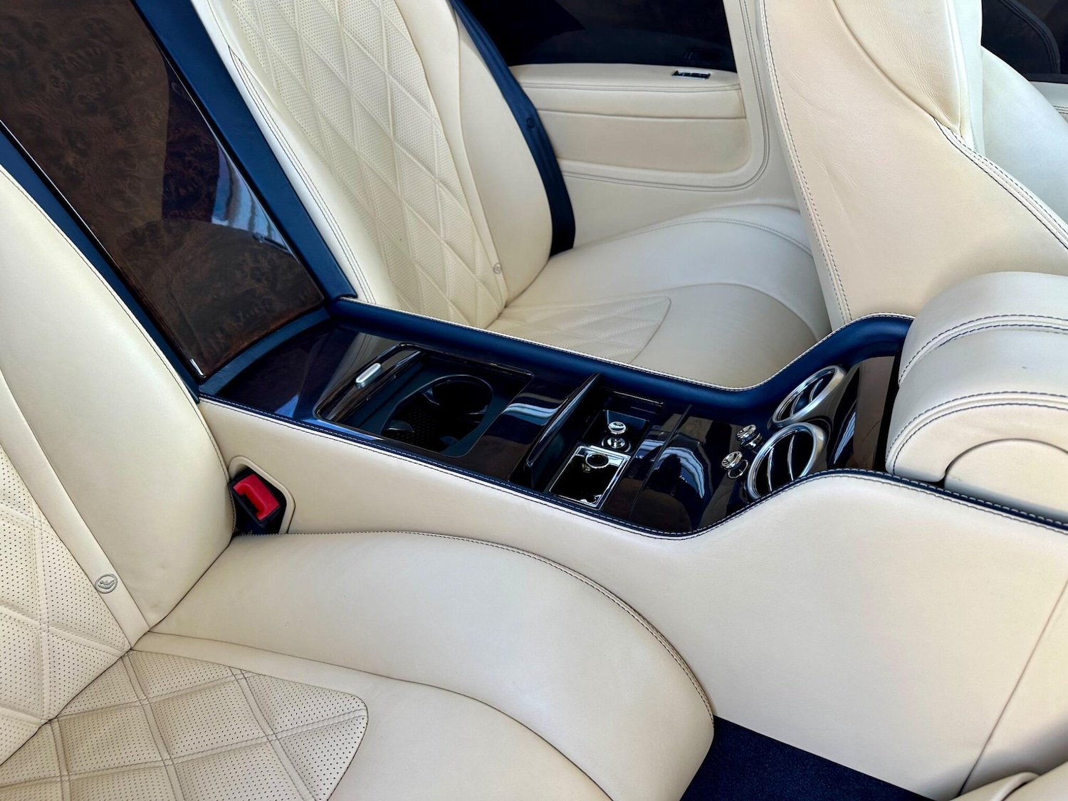 Used Bentley Continental 2011 for sale - 76425797: Photo 37