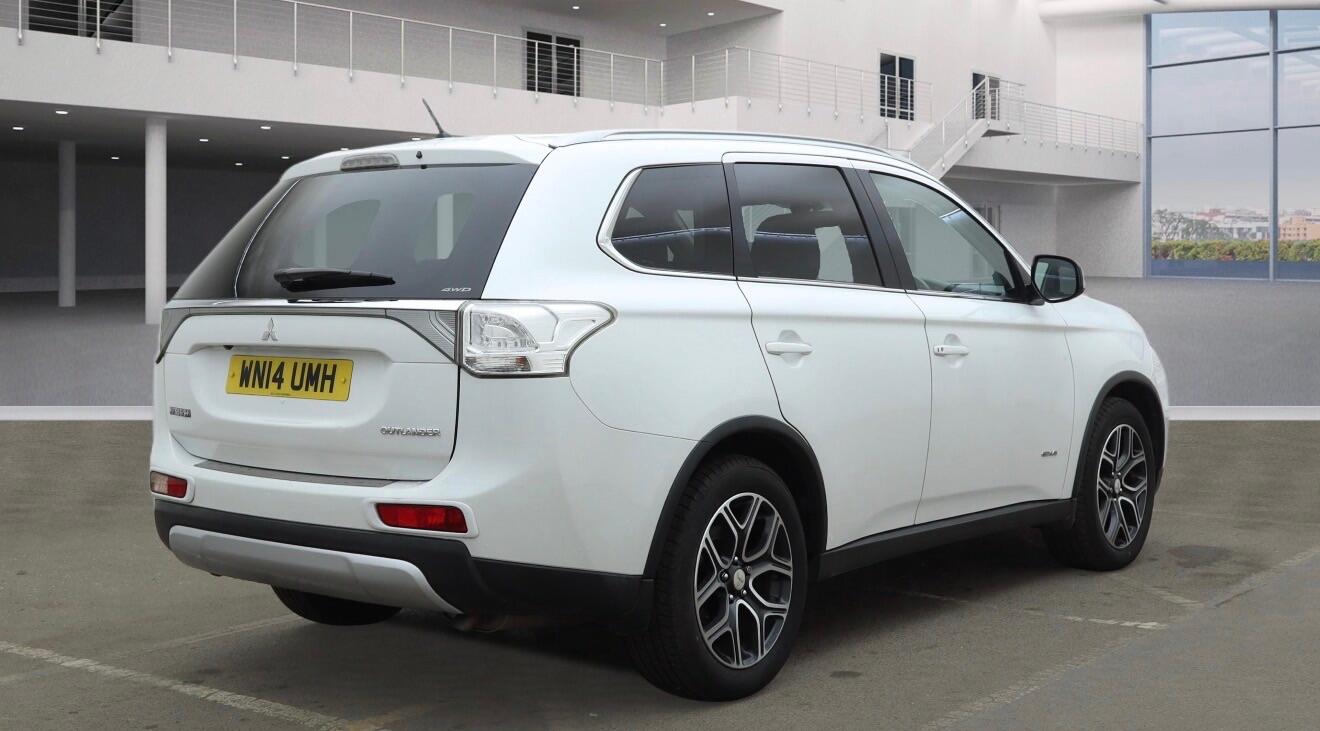 Used Mitsubishi Outlander 2014 for sale - 77155732: Photo 3