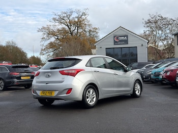 Used Hyundai i30 2012 for sale - 77054007: Photo