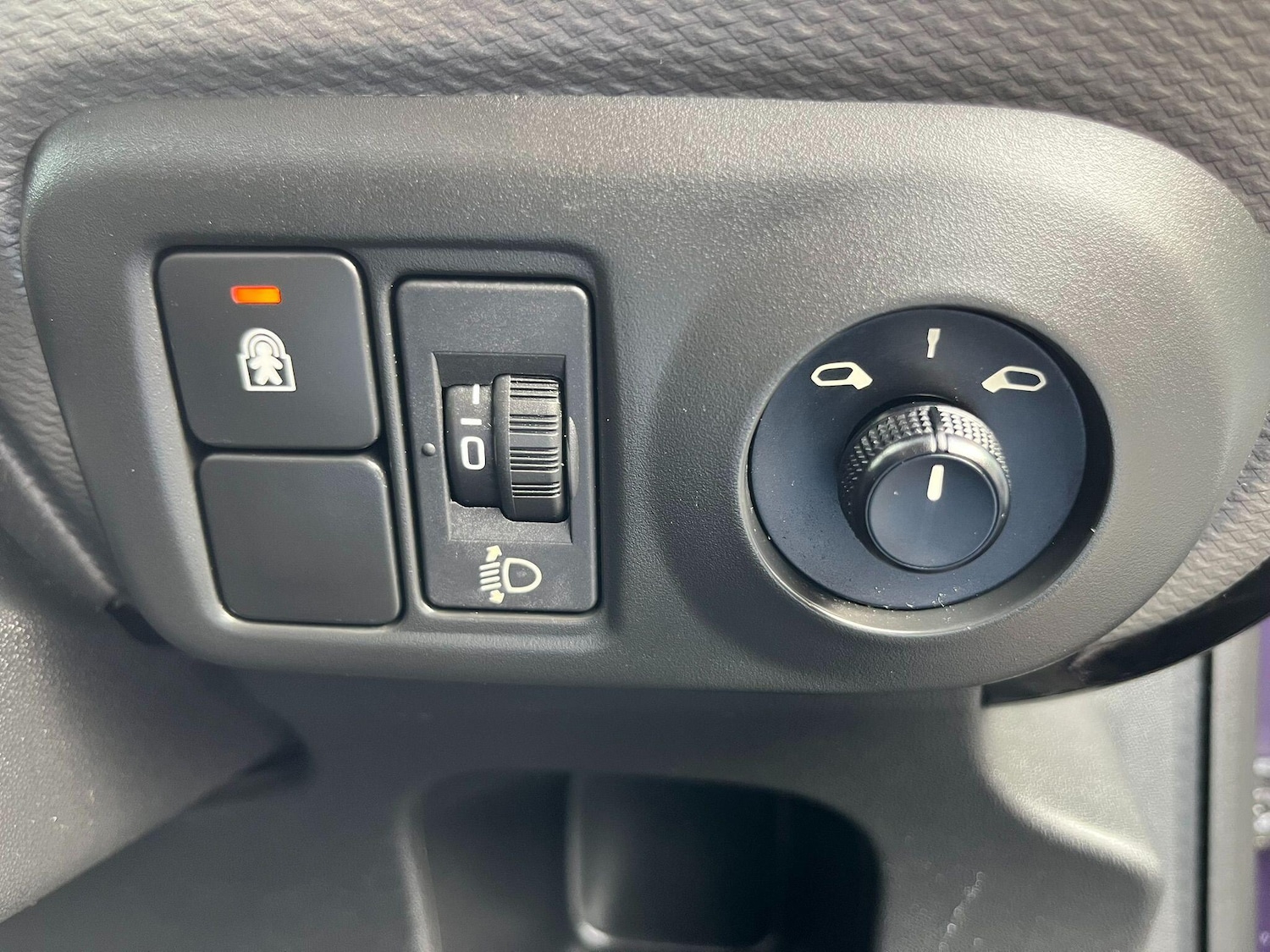 Used Citroen C4 Cactus 2015 for sale - 76498594: Photo 18