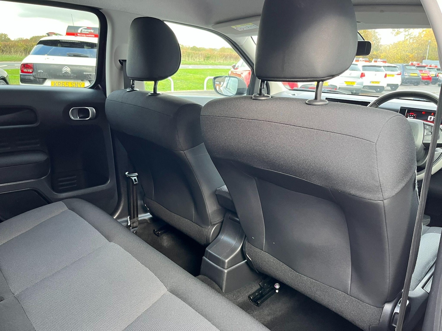 Used Citroen C4 Cactus 2015 for sale - 76498594: Photo 32