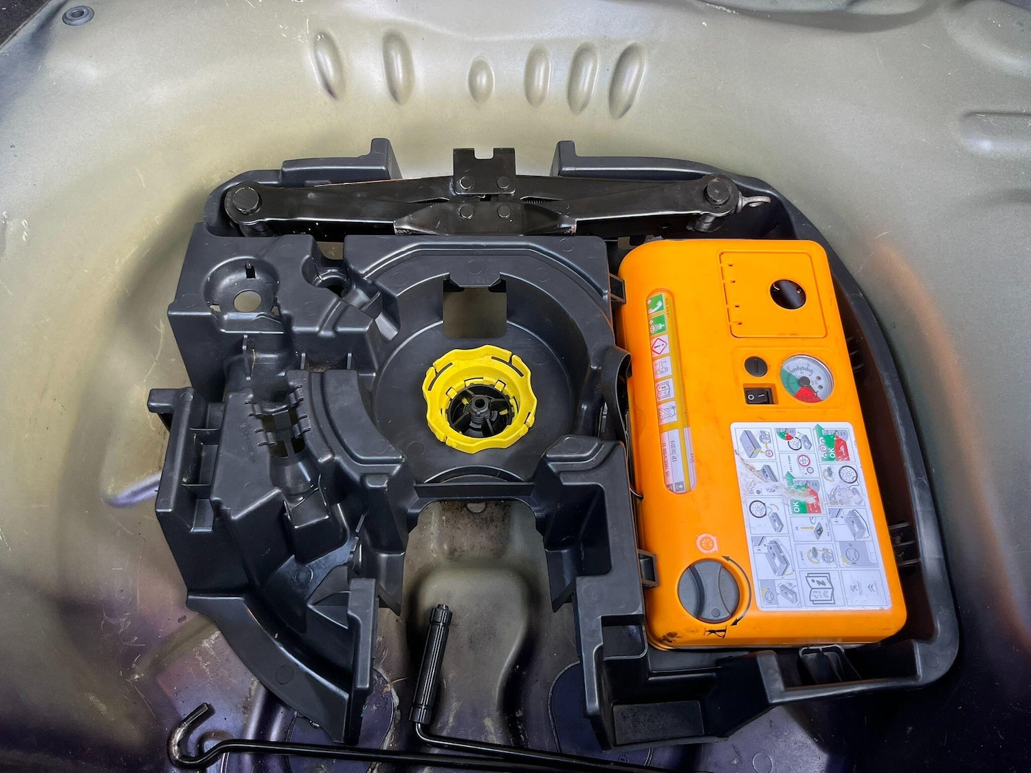 Used Citroen C4 Cactus 2015 for sale - 76498594: Photo 35