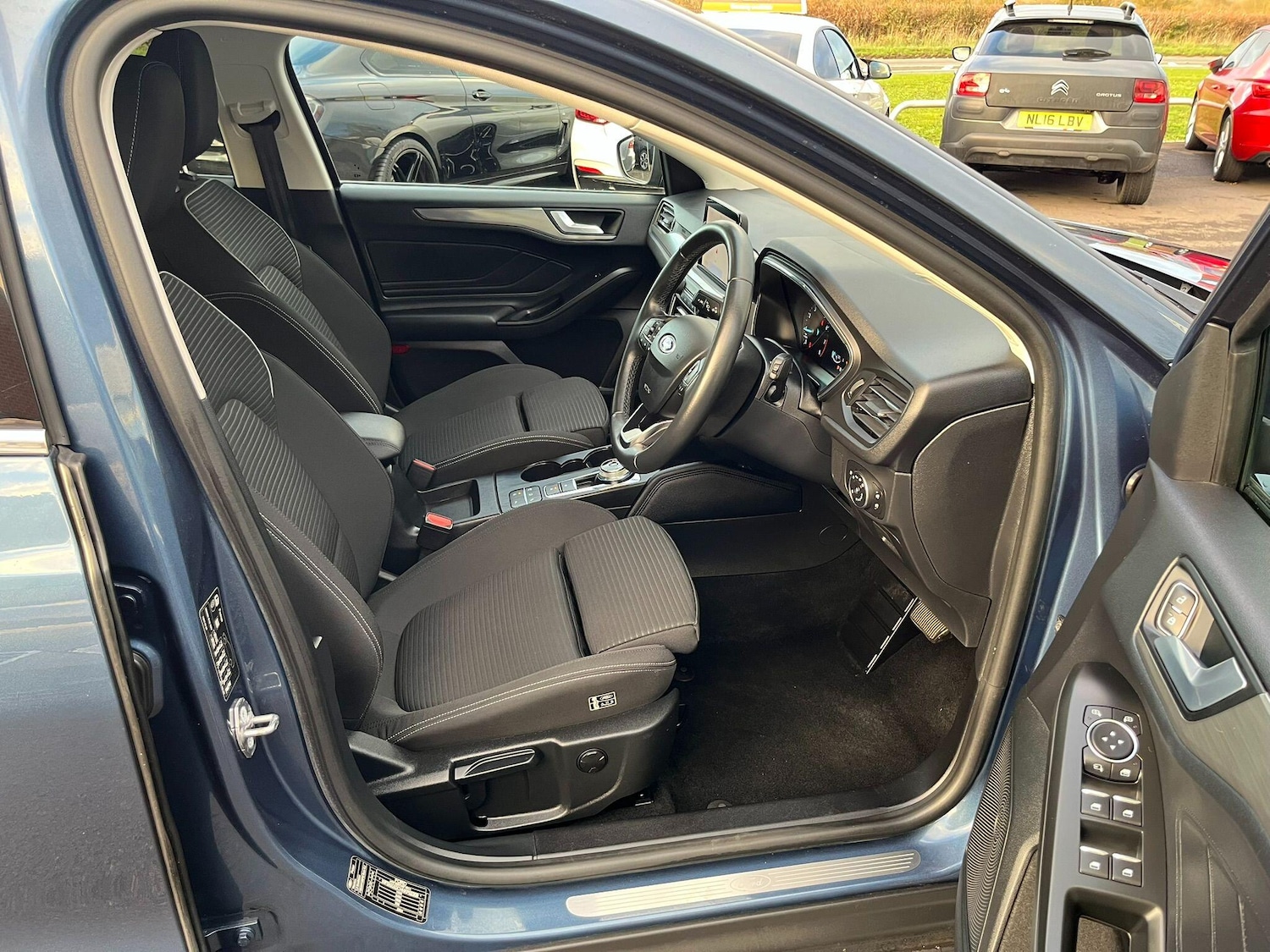 Used Ford Focus 2020 for sale - 76633467: Photo 9