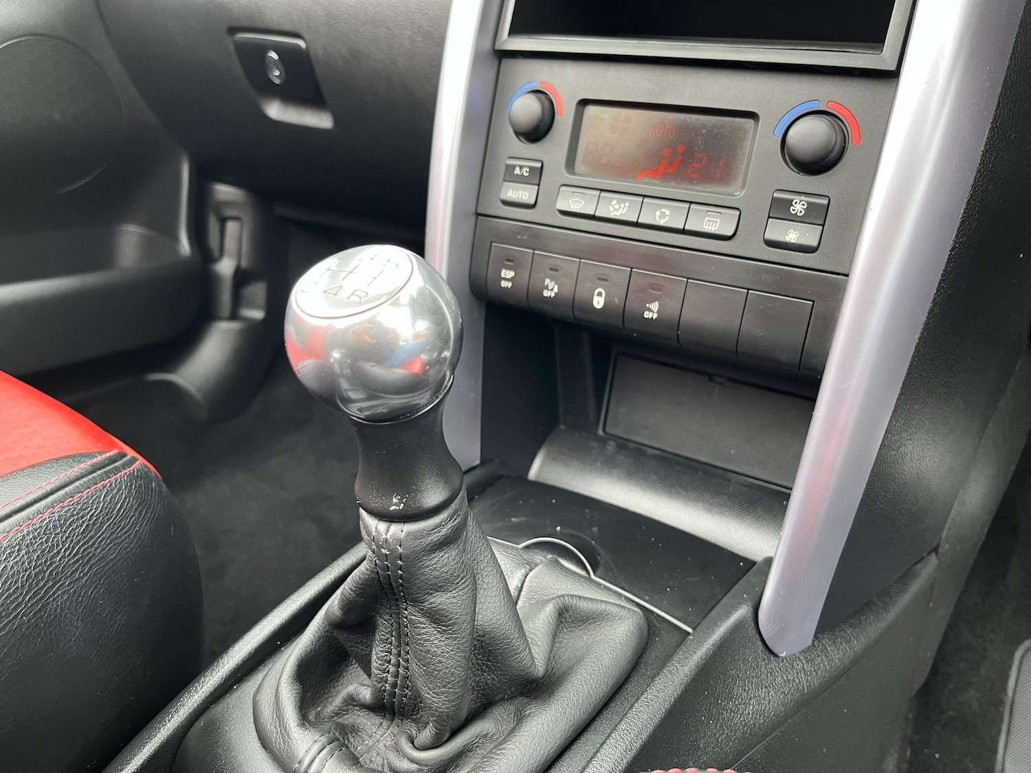 Used Peugeot 207 CC for sale - 76472836: Photo 28