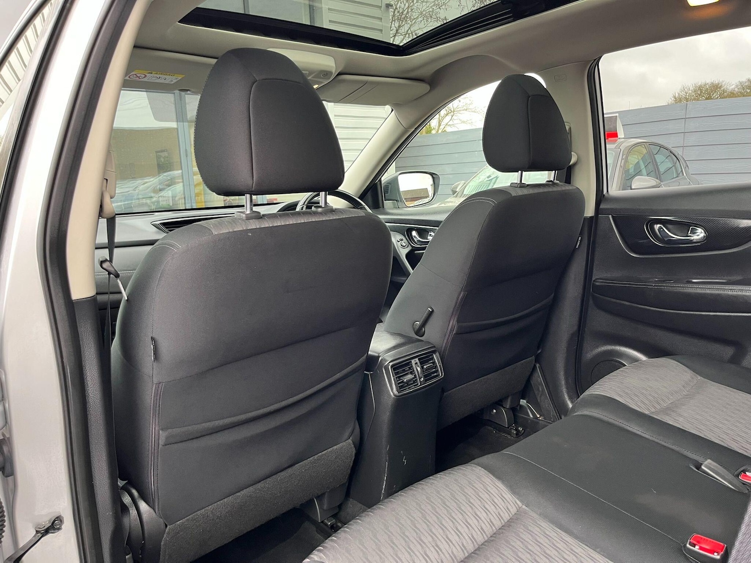 Used Nissan X-Trail for sale - 77683230: Photo 29