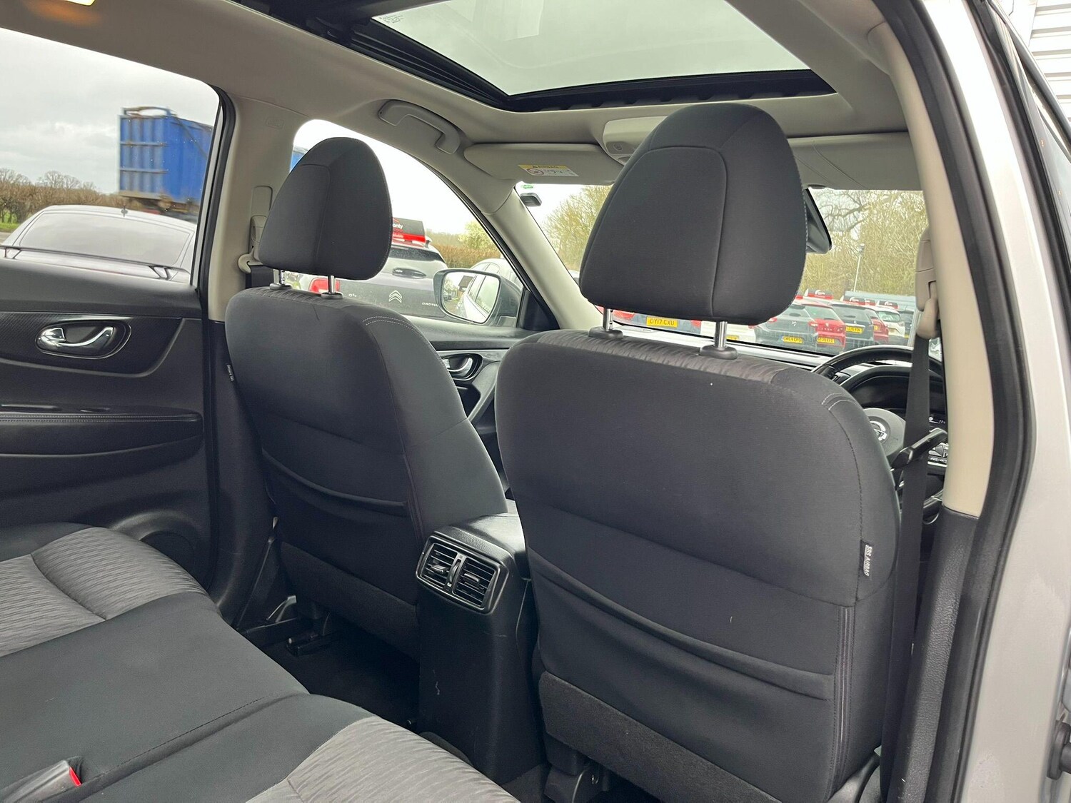 Used Nissan X-Trail for sale - 77683230: Photo 33