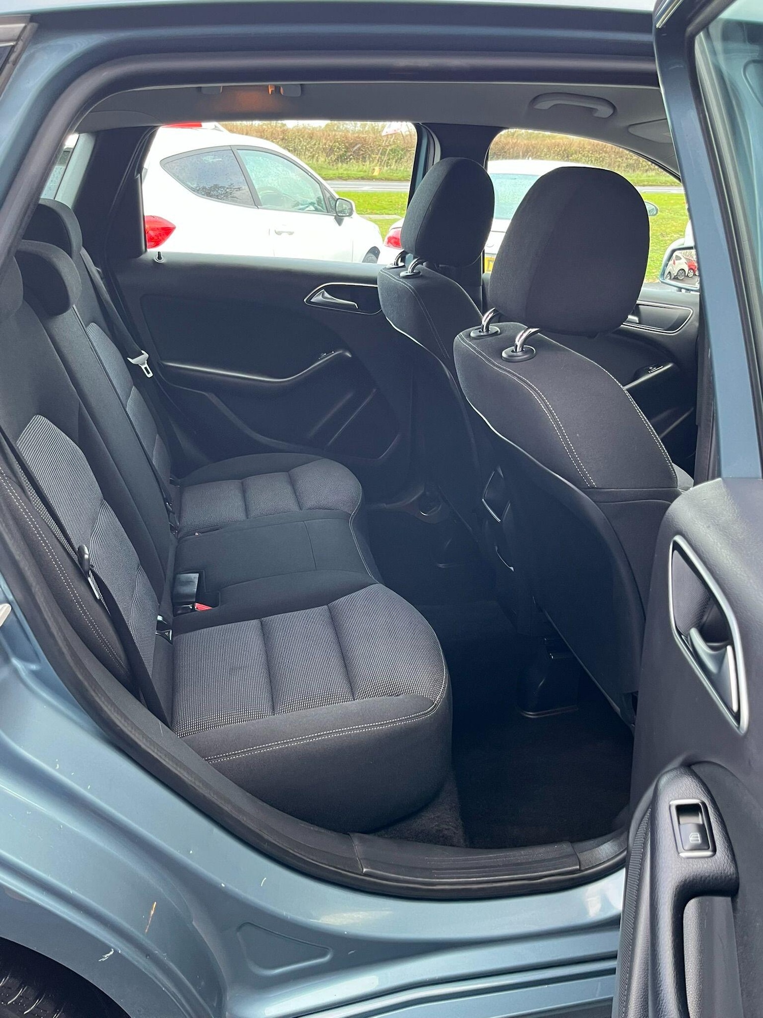 Used Mercedes-Benz B Class 2013 for sale - 76690039: Photo 32