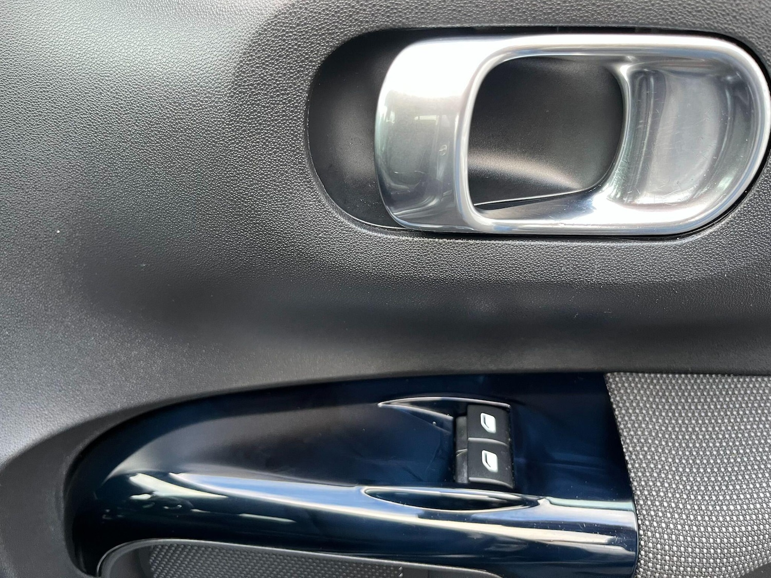 Used Citroen C4 Cactus 2016 for sale - 76688688: Photo 12