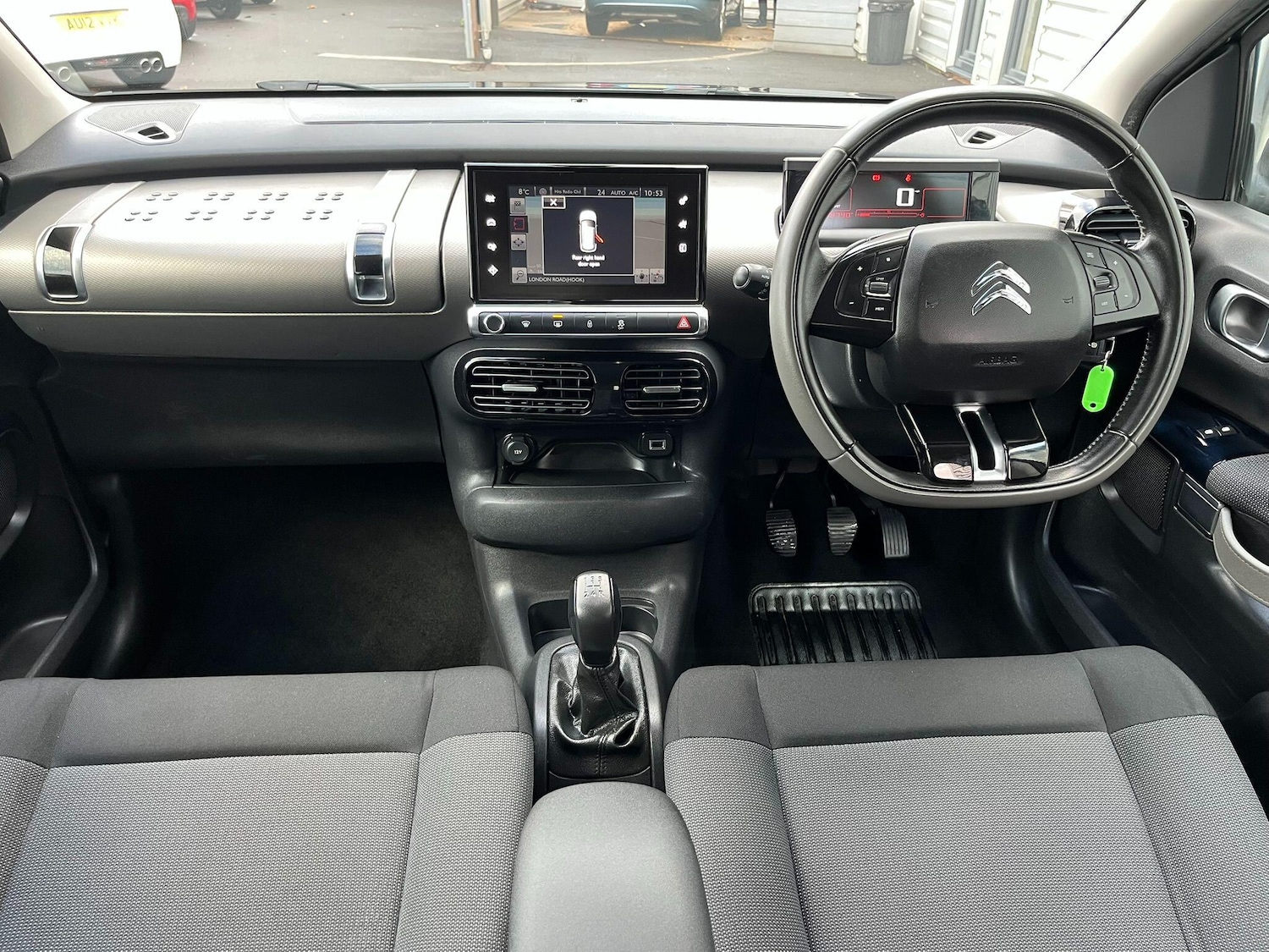 Used Citroen C4 Cactus 2016 for sale - 76688688: Photo 13