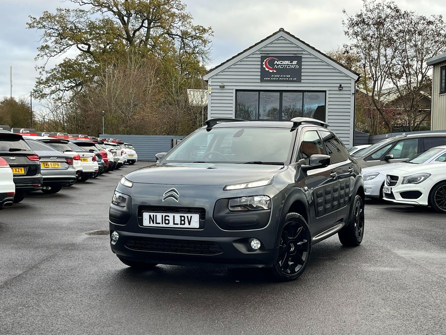 Used Citroen C4 Cactus 2016 for sale - 76688688: Photo 3