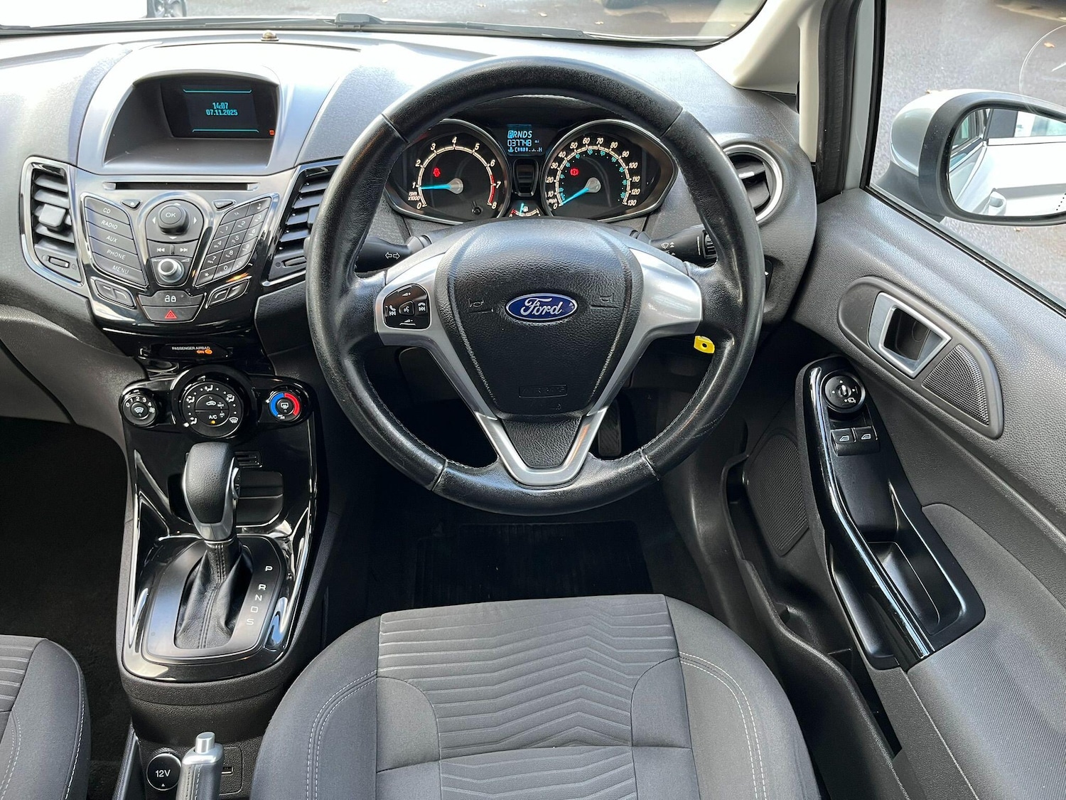 Used Ford Fiesta 2014 for sale - 76512032: Photo 14