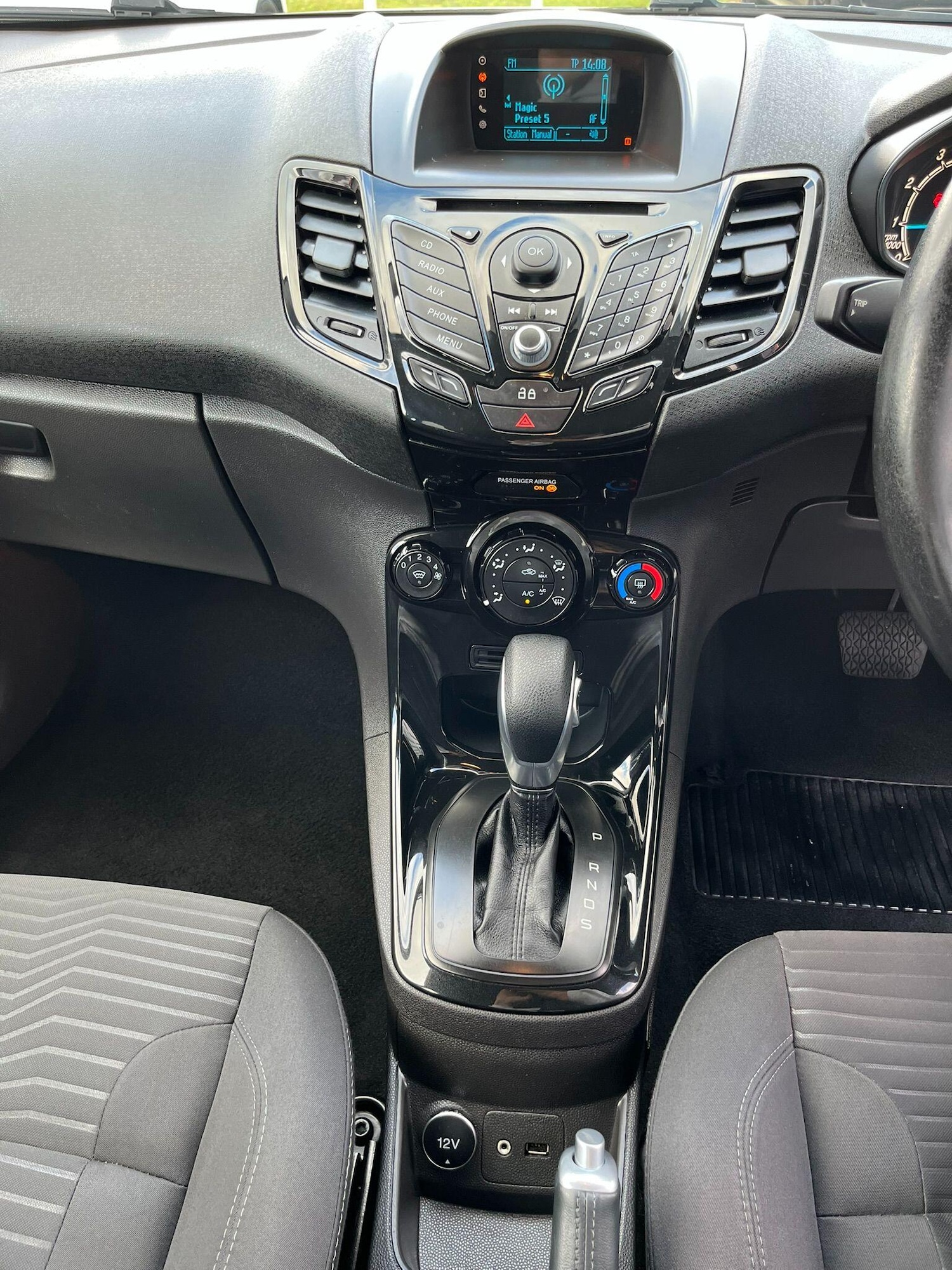 Used Ford Fiesta 2014 for sale - 76512032: Photo 19