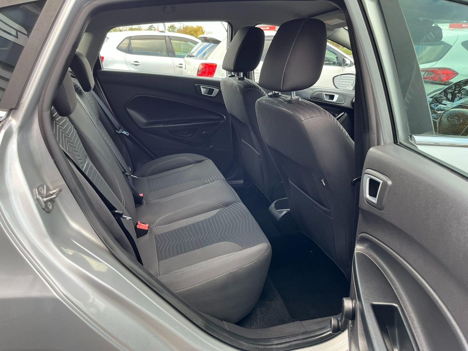 Used Ford Fiesta 2014 for sale - 76512032: Photo 31