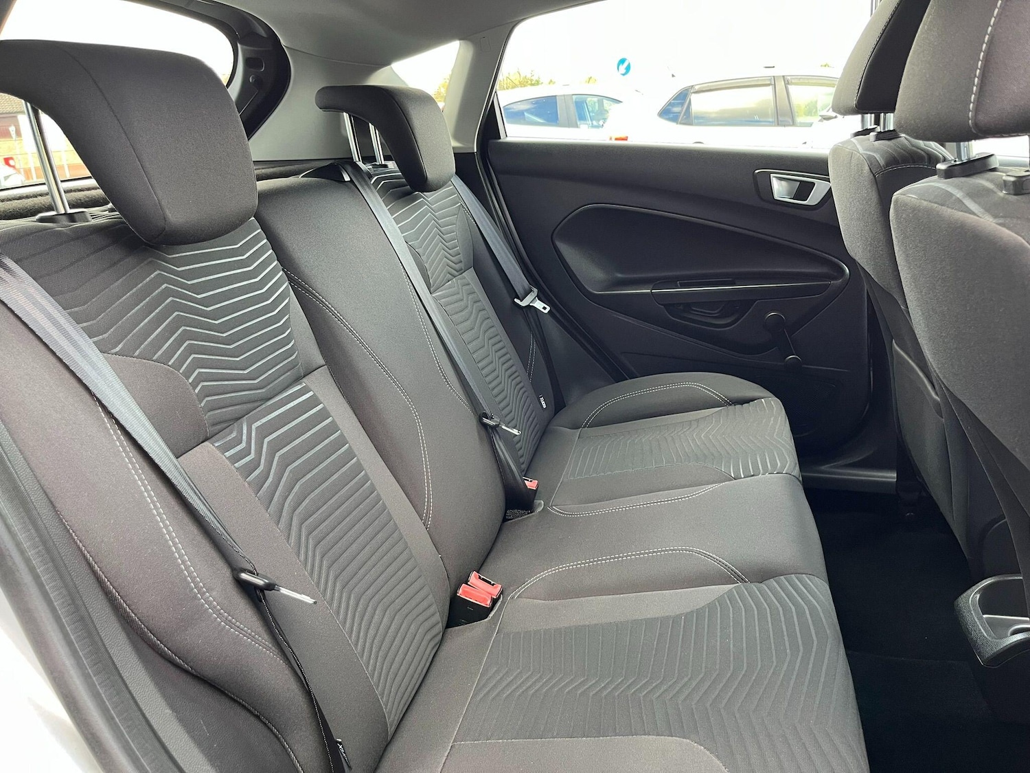 Used Ford Fiesta 2014 for sale - 76512032: Photo 32