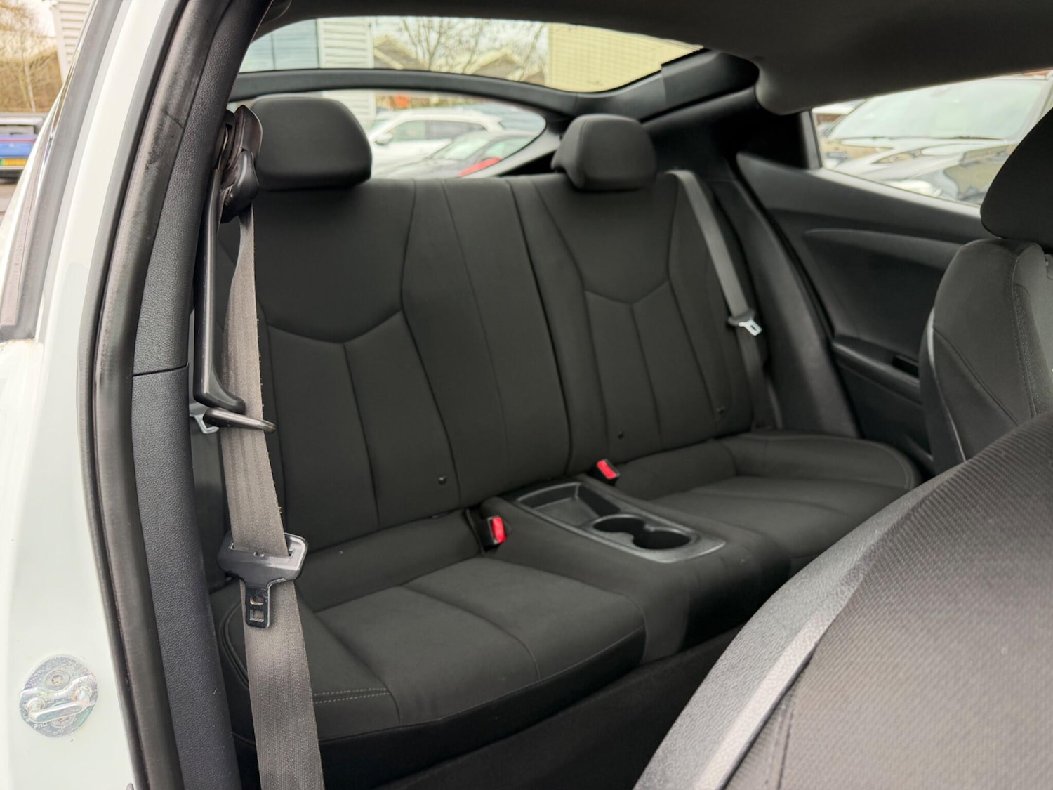 Used Hyundai Veloster 2013 for sale - 77633328: Photo 8