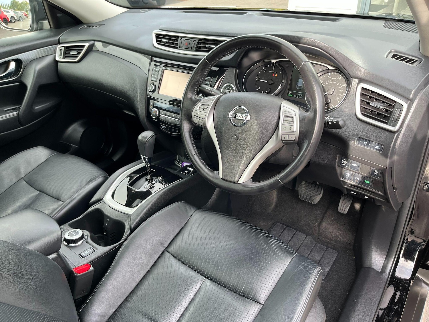 Used Nissan X-Trail 2017 for sale - 76136093: Photo 11