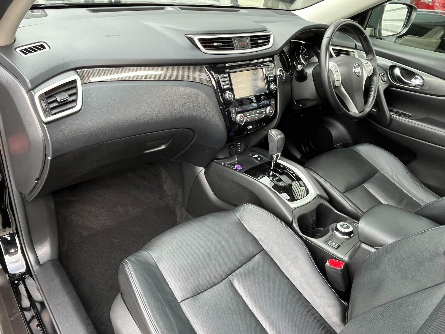 Used Nissan X-Trail 2017 for sale - 76136093: Photo 30