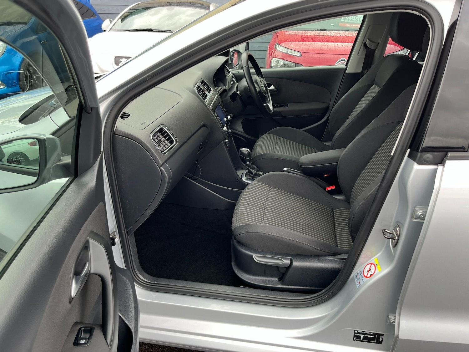 Used Volkswagen Polo 2024 for sale - 76423265: Photo 26