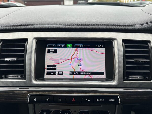 Used Jaguar XF 2015 for sale - 76307403: Photo 17