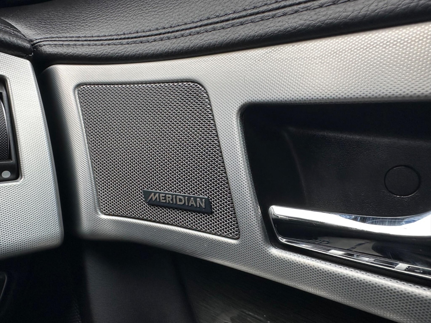 Used Jaguar XF 2015 for sale - 76307403: Photo 27