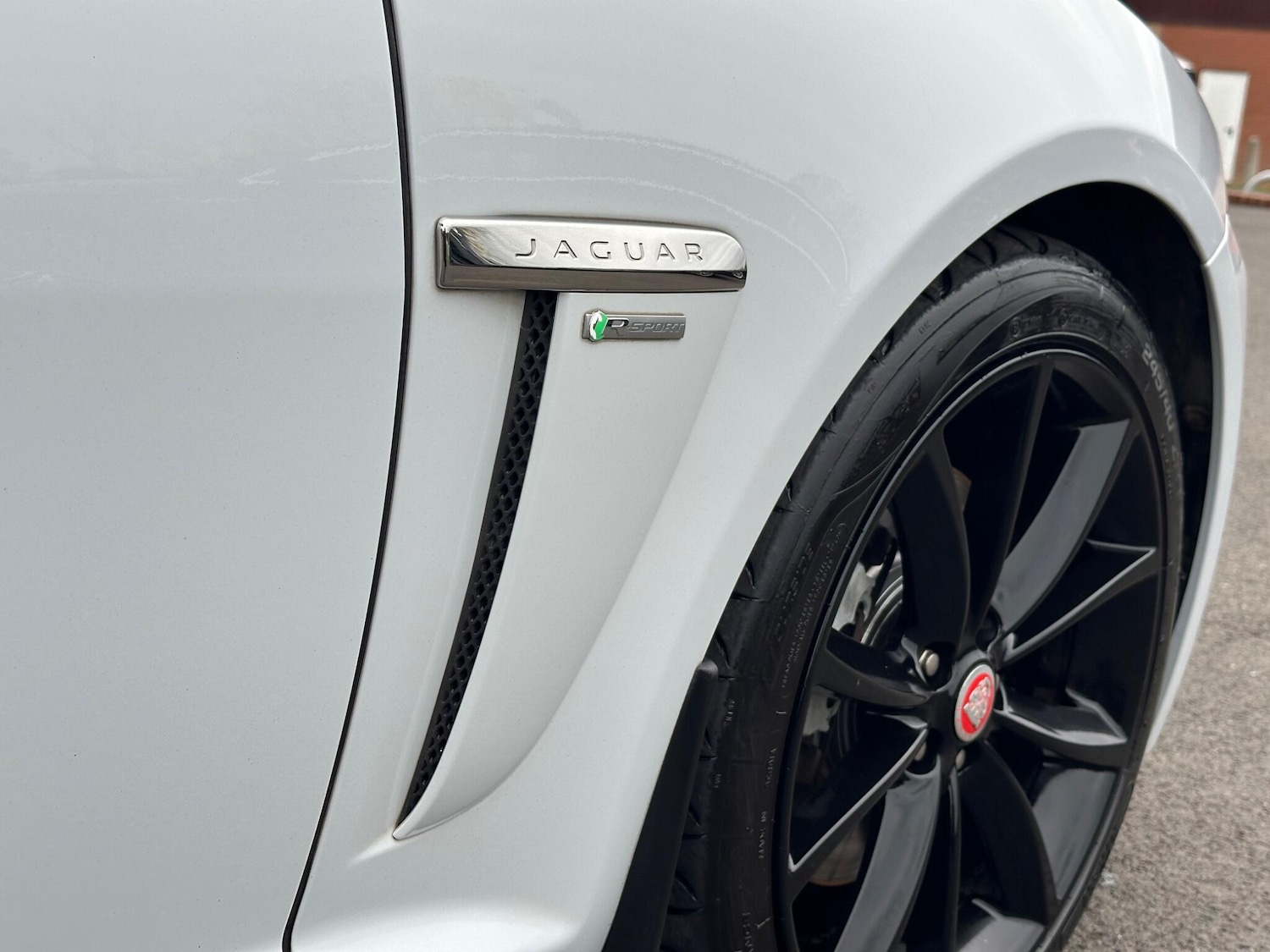 Used Jaguar XF 2015 for sale - 76307403: Photo 37