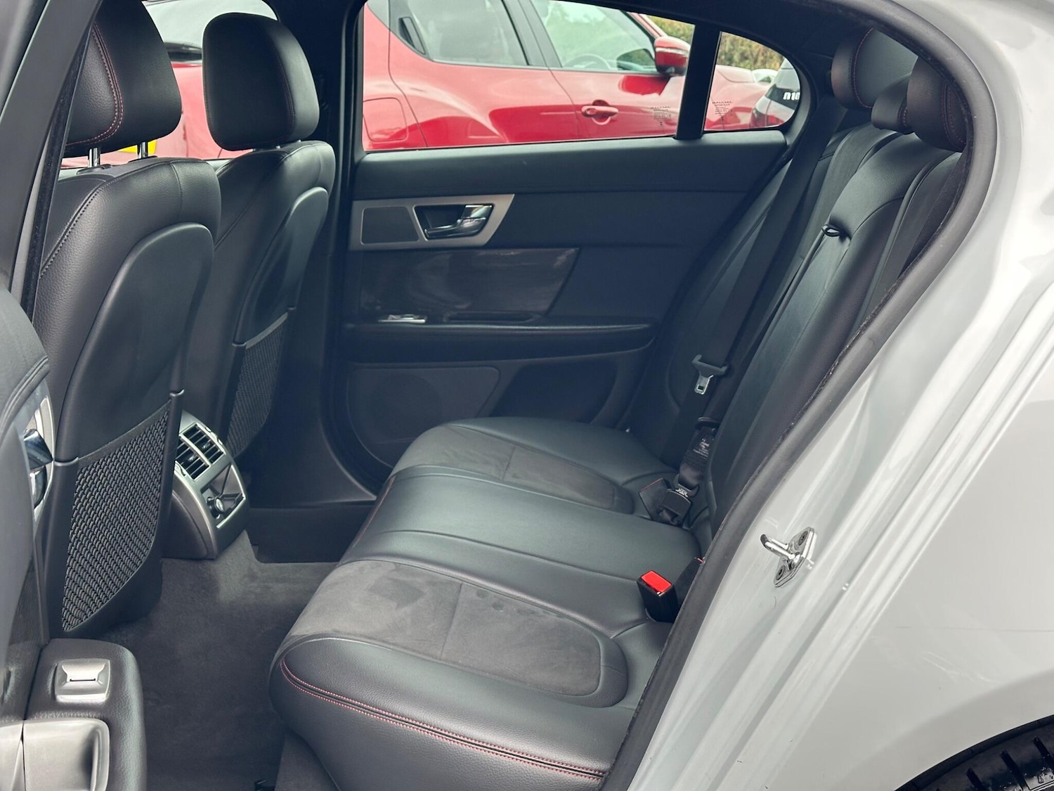 Used Jaguar XF 2015 for sale - 76307403: Photo 9