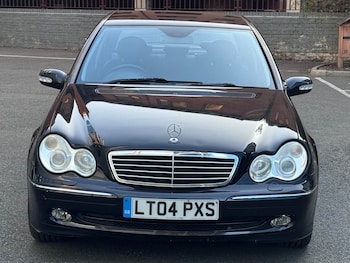 Used Mercedes-Benz C-Class 2004 for sale - 75457879: Photo