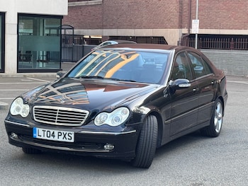 Used Mercedes-Benz C-Class 2004 for sale - 75457879: Photo