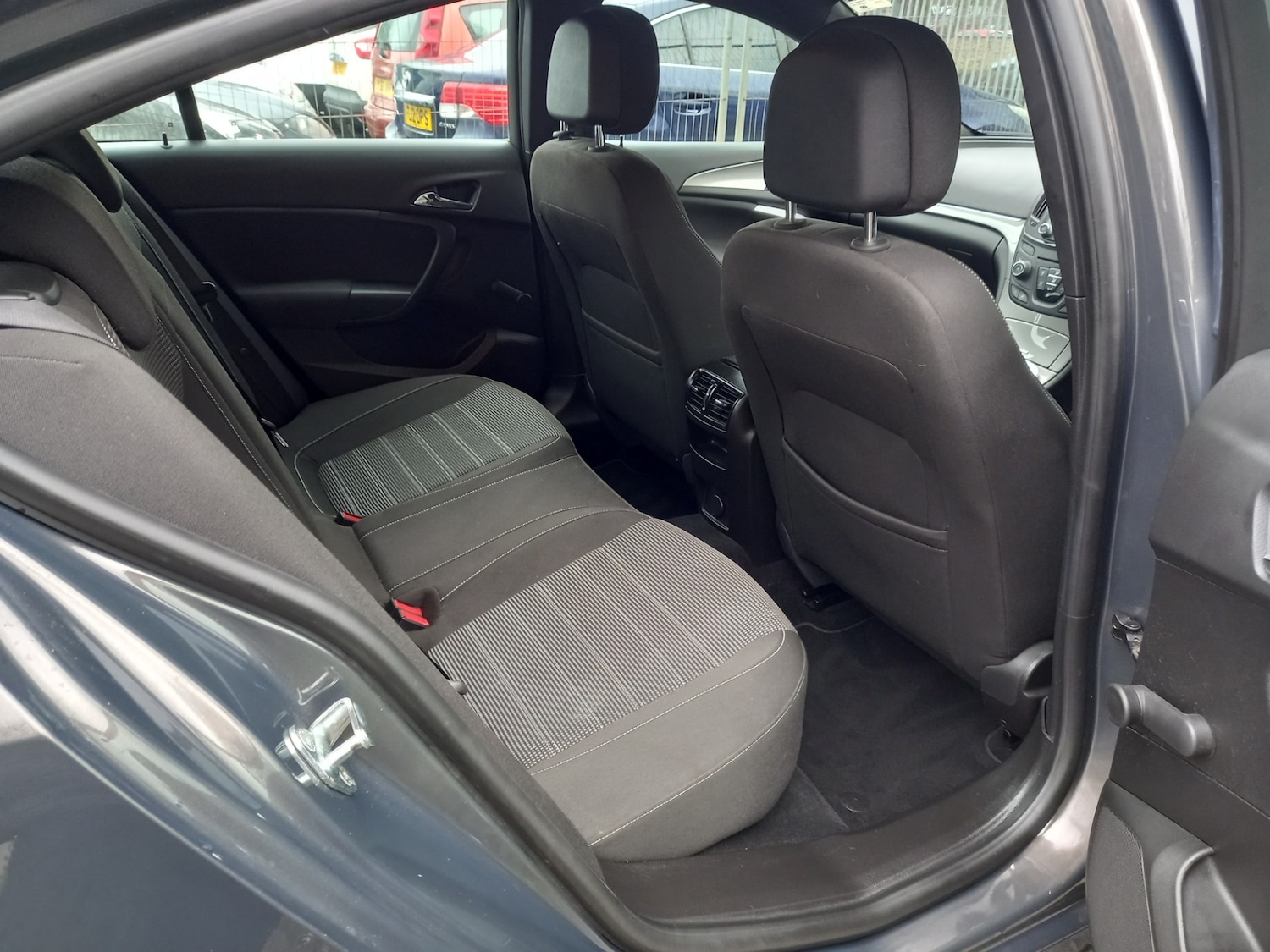 Used Vauxhall Insignia 2013 for sale - 76948277: Photo 17