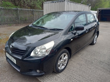 Used Toyota Verso 2010 for sale - 78465834: Photo