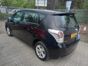 Used Toyota Verso 2010 for sale - 78465834: Photo
